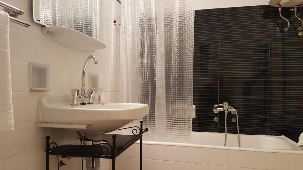 Begonia-Athens Center, 6 Bd, 2,5 Bath Apartment Екстериор снимка